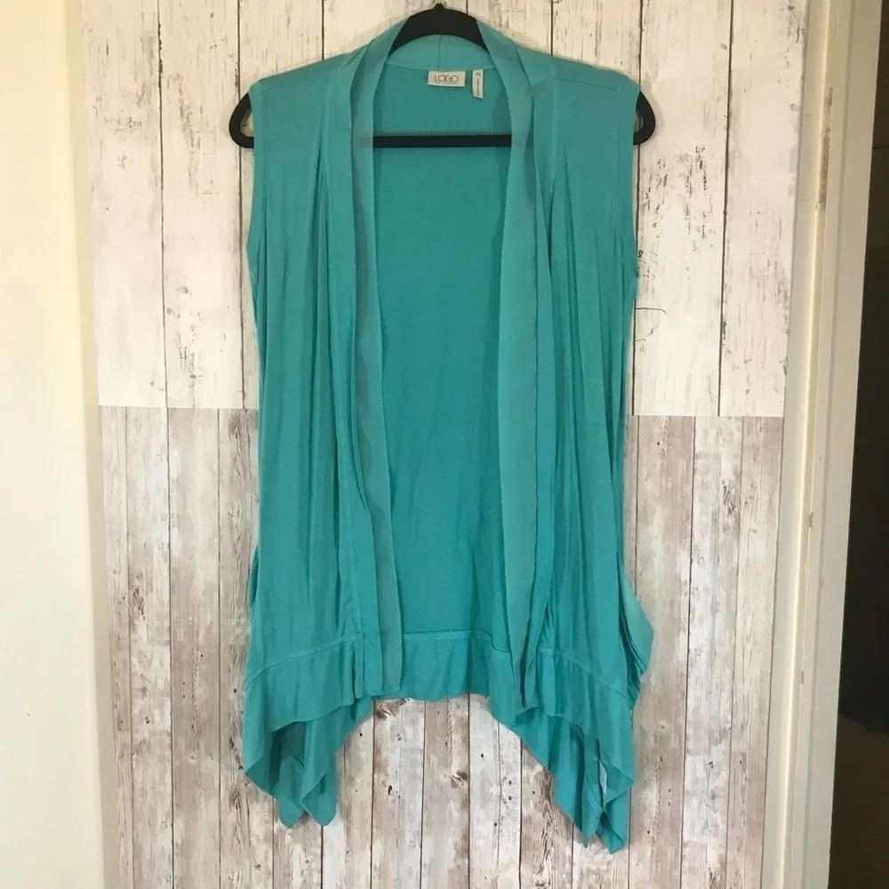 LOGO Lori Goldstein V-neck Vest with Chiffon Trim in Seaglass - Picture 2 of 15